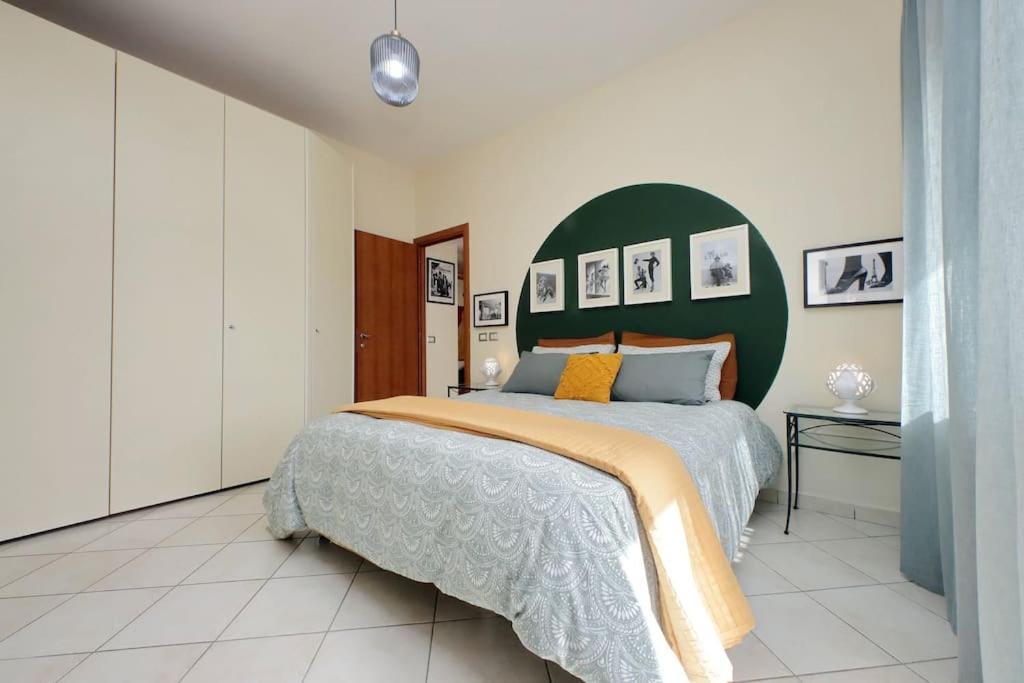 Relax Rome With 2 Balconies - 2 Bedroom Flat, 3Rd Floor With Lift, High Comfort, Quite, A Walk From Urban Train Station Gemelli And Metro A Stops Battistini & Cornelia Connecting To Center In 20 Minutes, 2 Steps From Bus Stop, Cycle Path, Groceries Exteriér fotografie